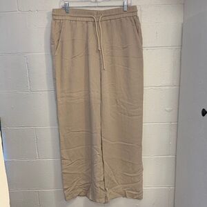 Woman’s Tan Casual Pants Halara